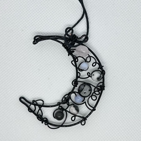 Gemstone wire wrap Black Moon wall decor handmade - Picture 6 of 6